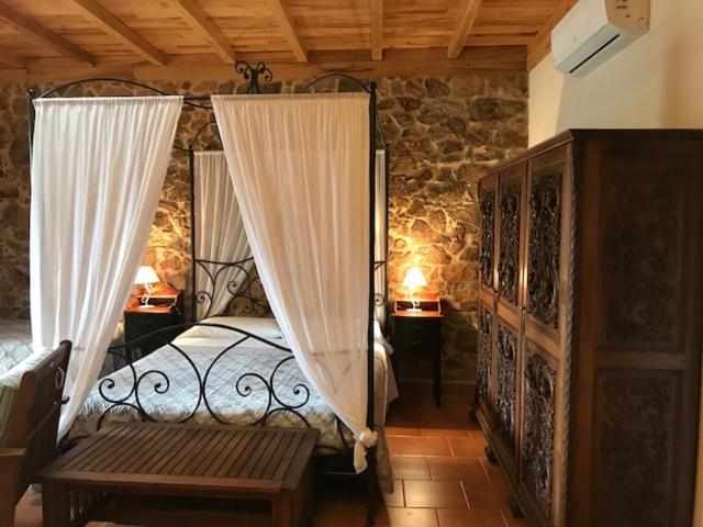 Apartamentos El Jardin Del Poeta Guijo de Granadilla Cameră foto