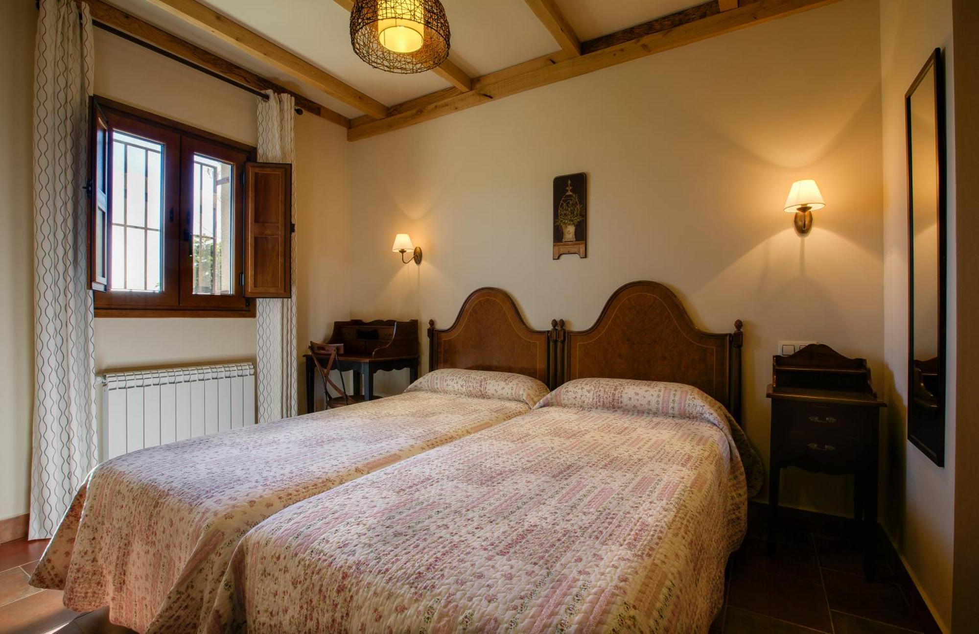 Apartamentos El Jardin Del Poeta Guijo de Granadilla Cameră foto